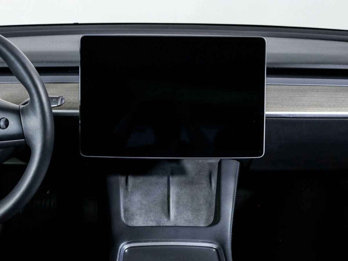 Tesla Model 3 Performance, 2022 Фото №10