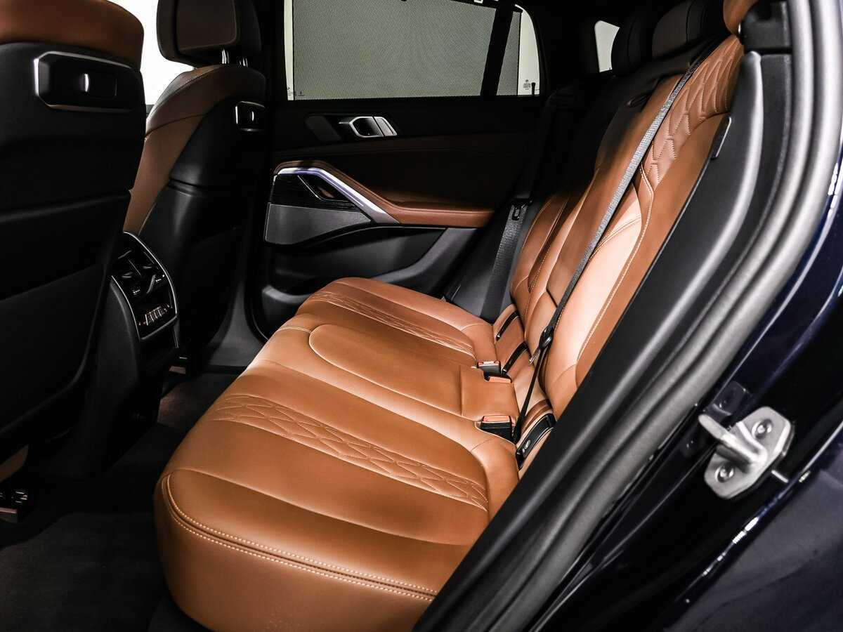 BMW X6 40i, 2023 Фото №12