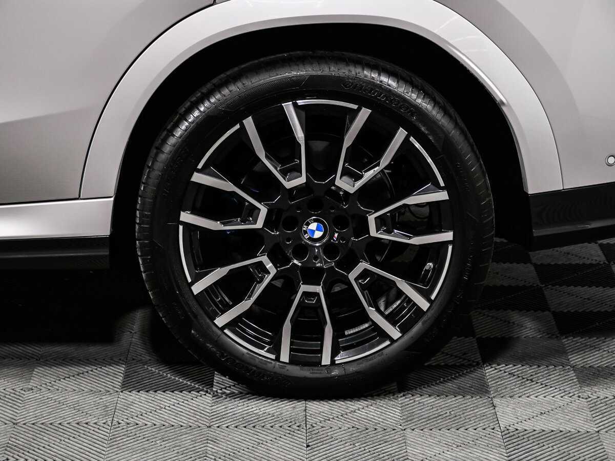 BMW X6 40i, 2023 Фото №14