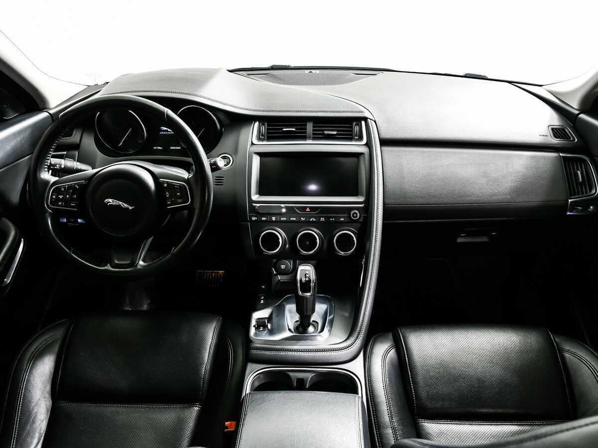 Jaguar E-Pace, 2018 Фото №11