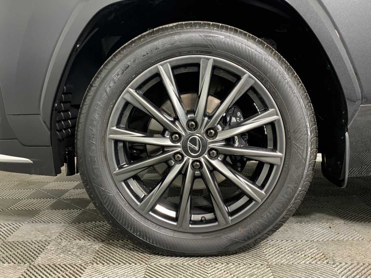 Lexus LX 600, 2024 Фото №9