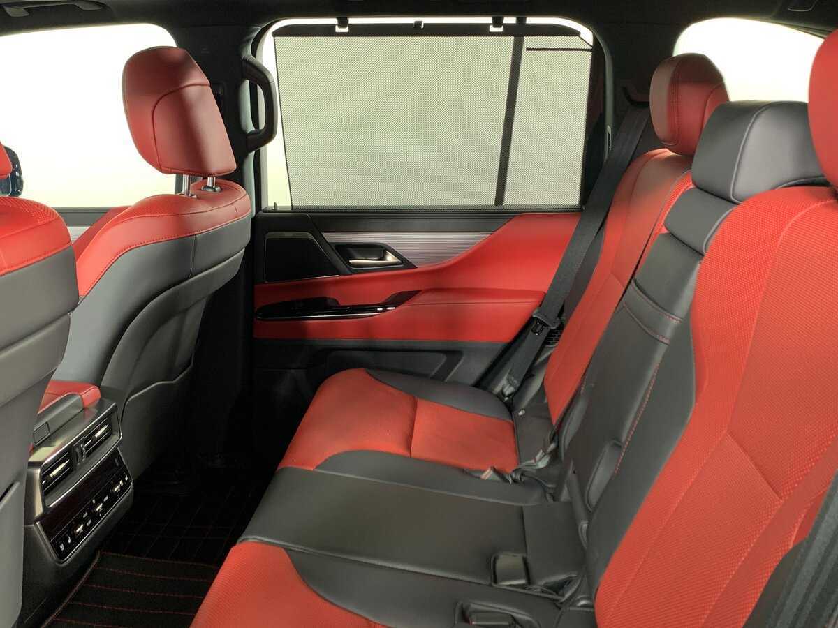 Lexus LX 600, 2024 Фото №21