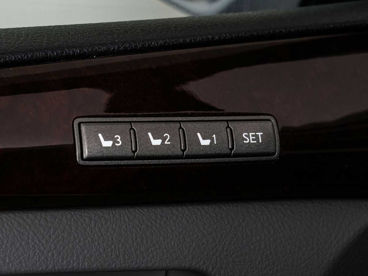 Lexus LX 570, 2008 Фото №26