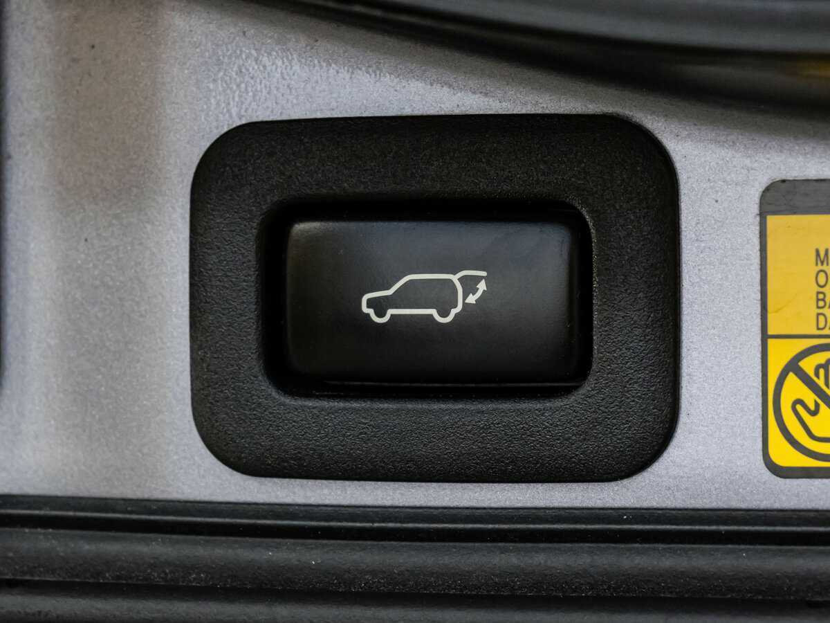 Lexus LX 570, 2008 Фото №30