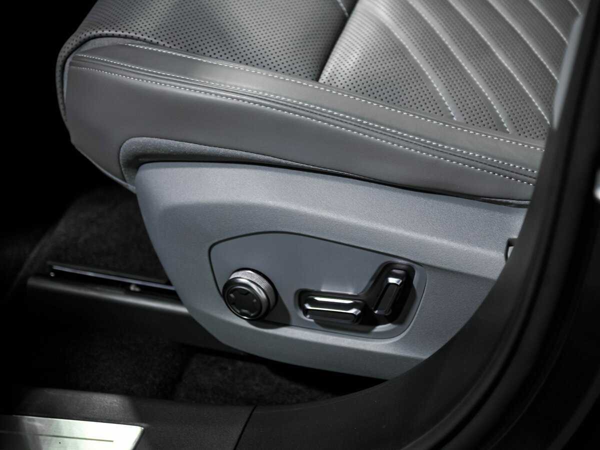 Zeekr 001 100 kWh, 2024 Фото №18