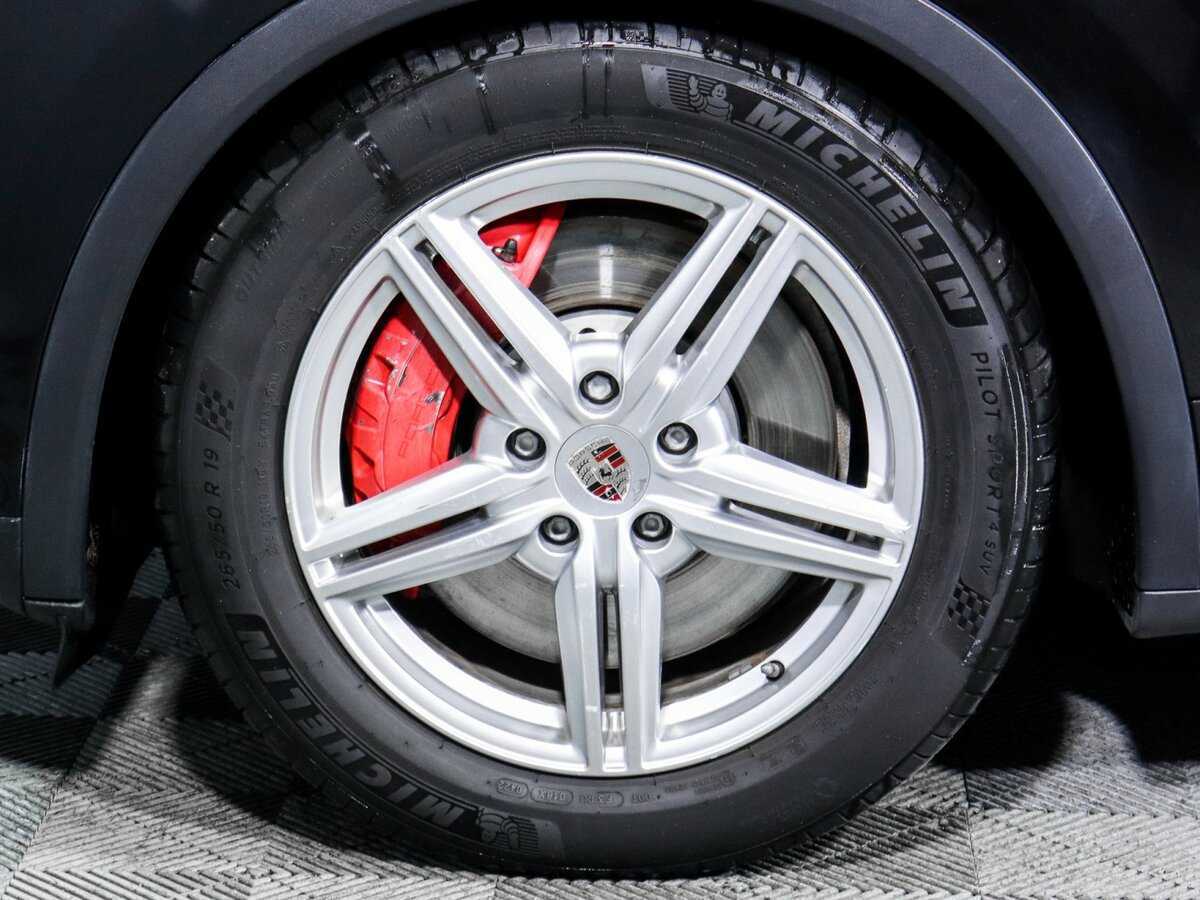 Porsche Cayenne Turbo, 2010 Фото №12