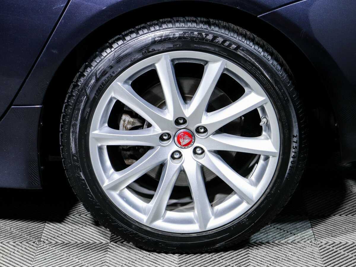 Jaguar XJ Long, 2017 Фото №12