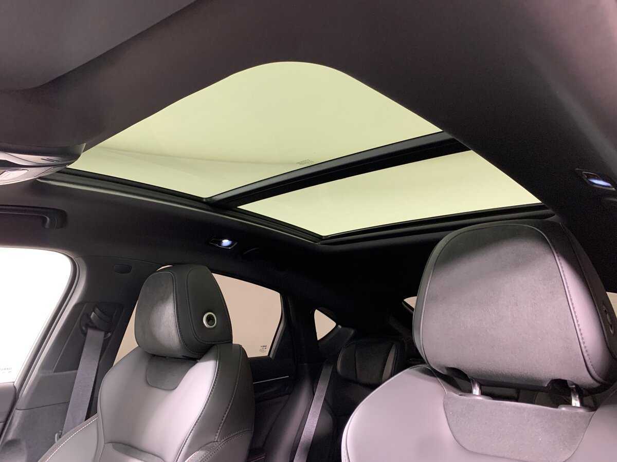 Geely Tugella, 2024 Фото №19