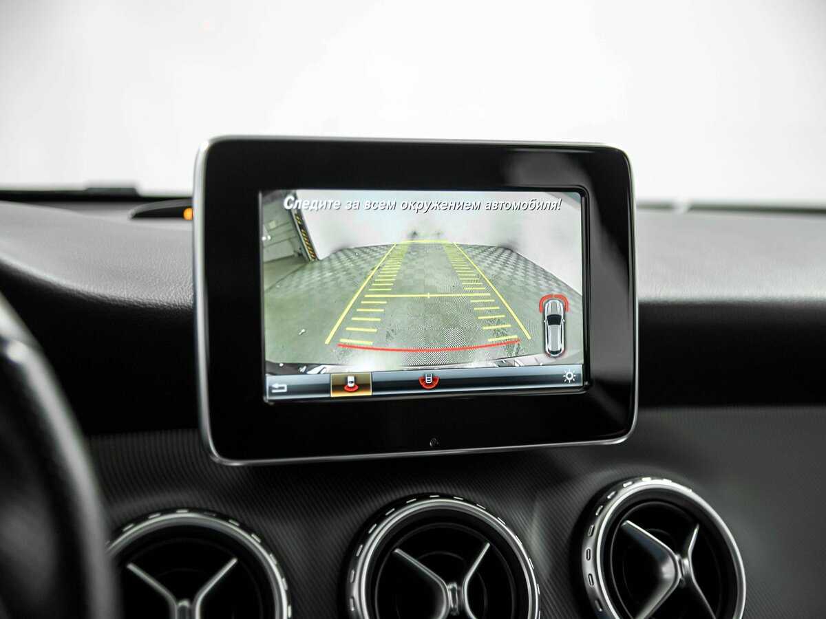 Mercedes-Benz GLA 200, 2016 Фото №11