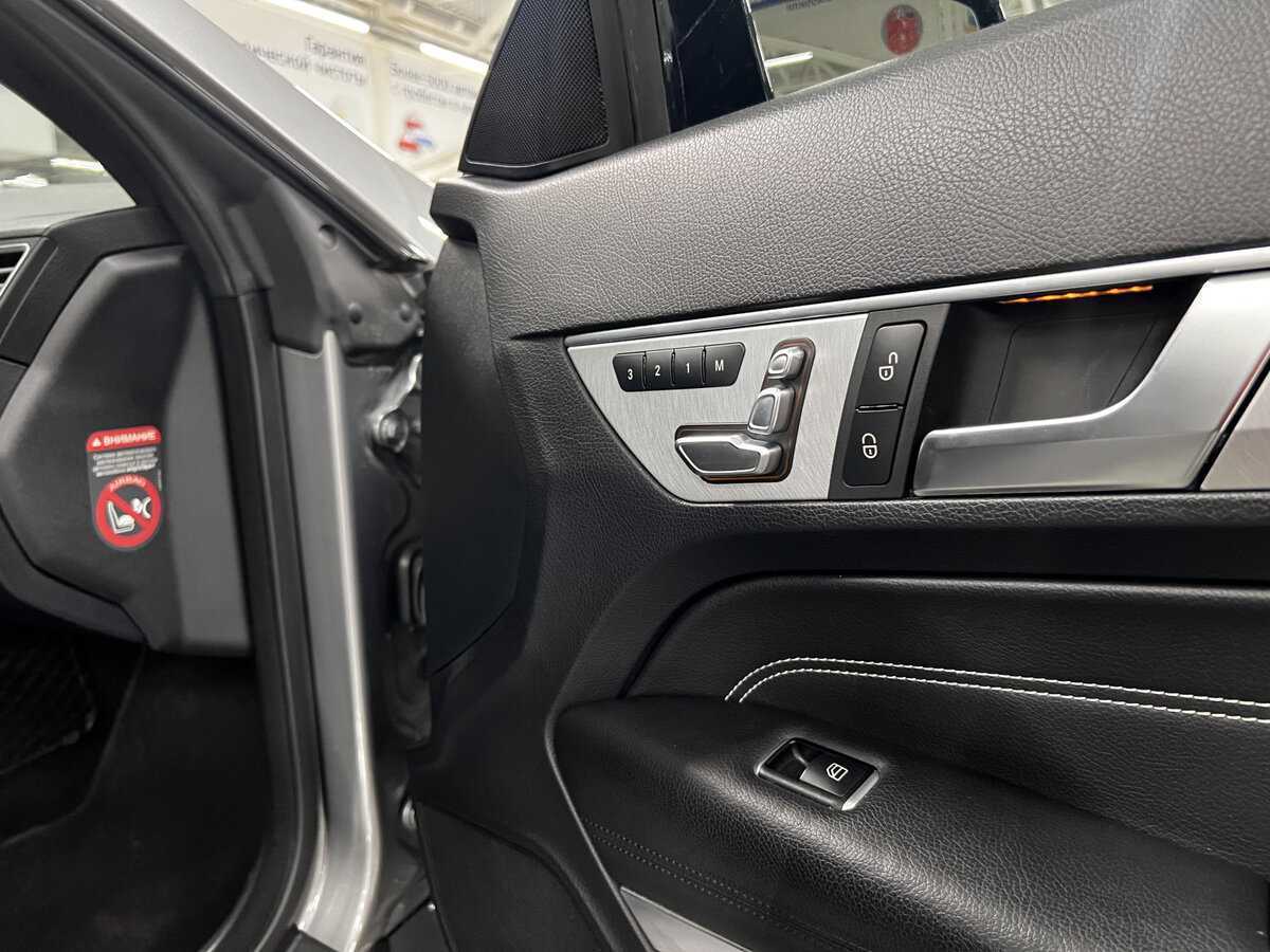 Mercedes-Benz E-Класс 200, 2015 Фото №24