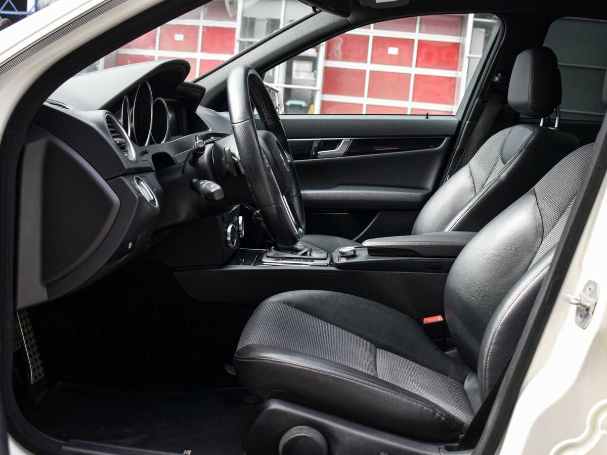 Mercedes-Benz C-Класс 180 BlueEFFICIENCY, 2011 Фото №11