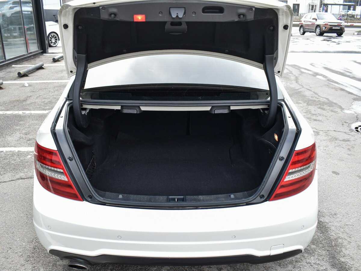 Mercedes-Benz C-Класс 180 BlueEFFICIENCY, 2011 Фото №15