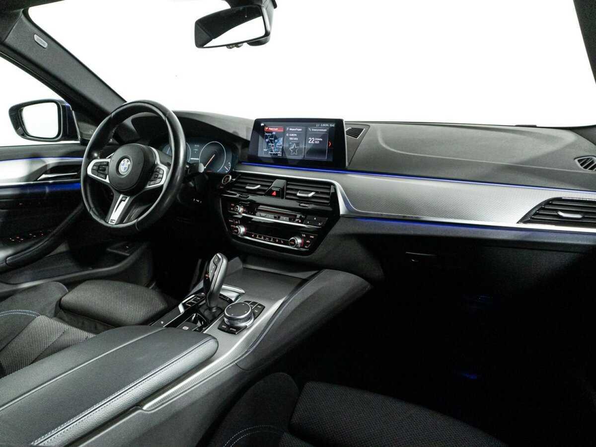 BMW 5 серии 530i xDrive, 2019 Фото №9