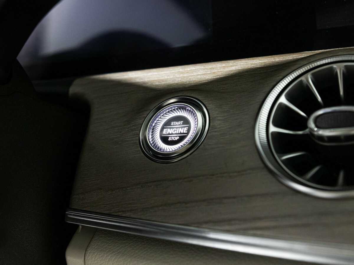 Mercedes-Benz E-Класс 200, 2019 Фото №26