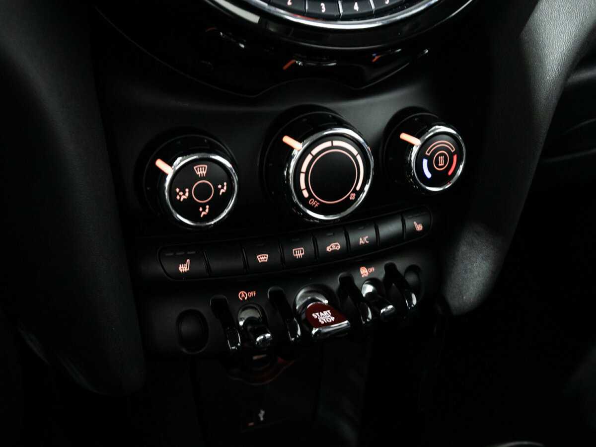 Mini Hatch Cooper, 2020 Фото №16