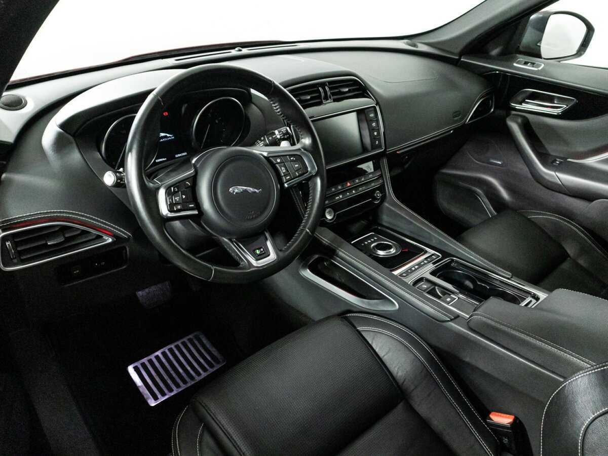 Jaguar F-Pace, 2018 Фото №11
