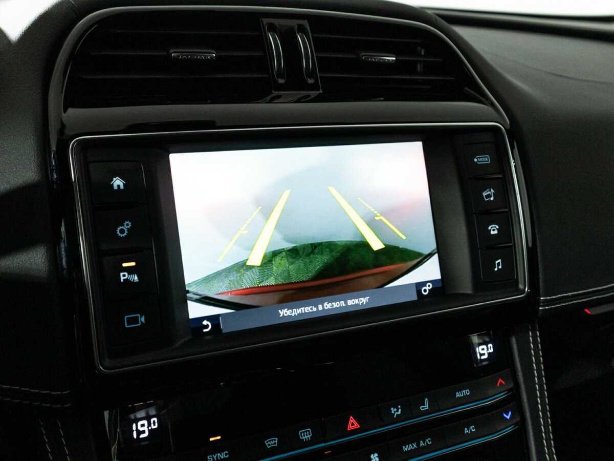 Jaguar F-Pace, 2018 Фото №20