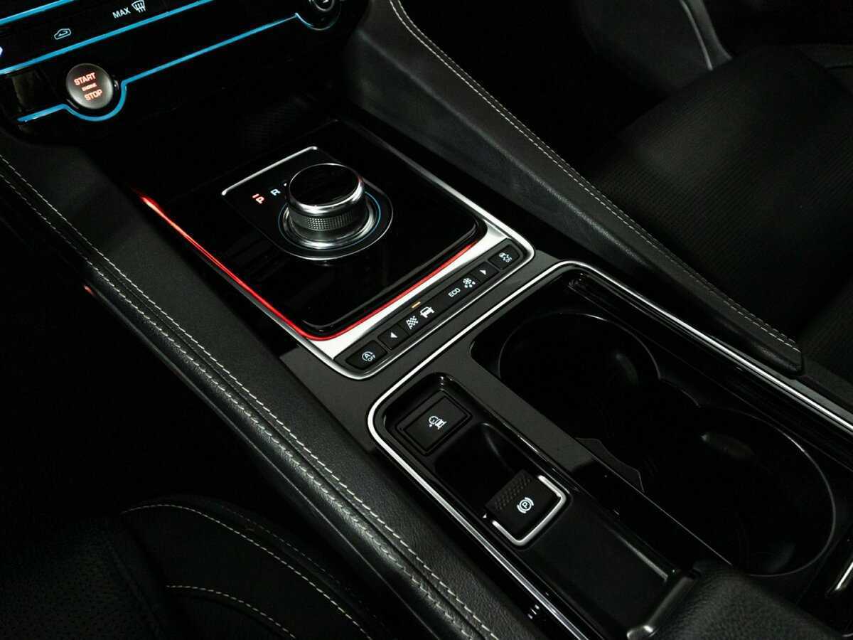 Jaguar F-Pace, 2018 Фото №24