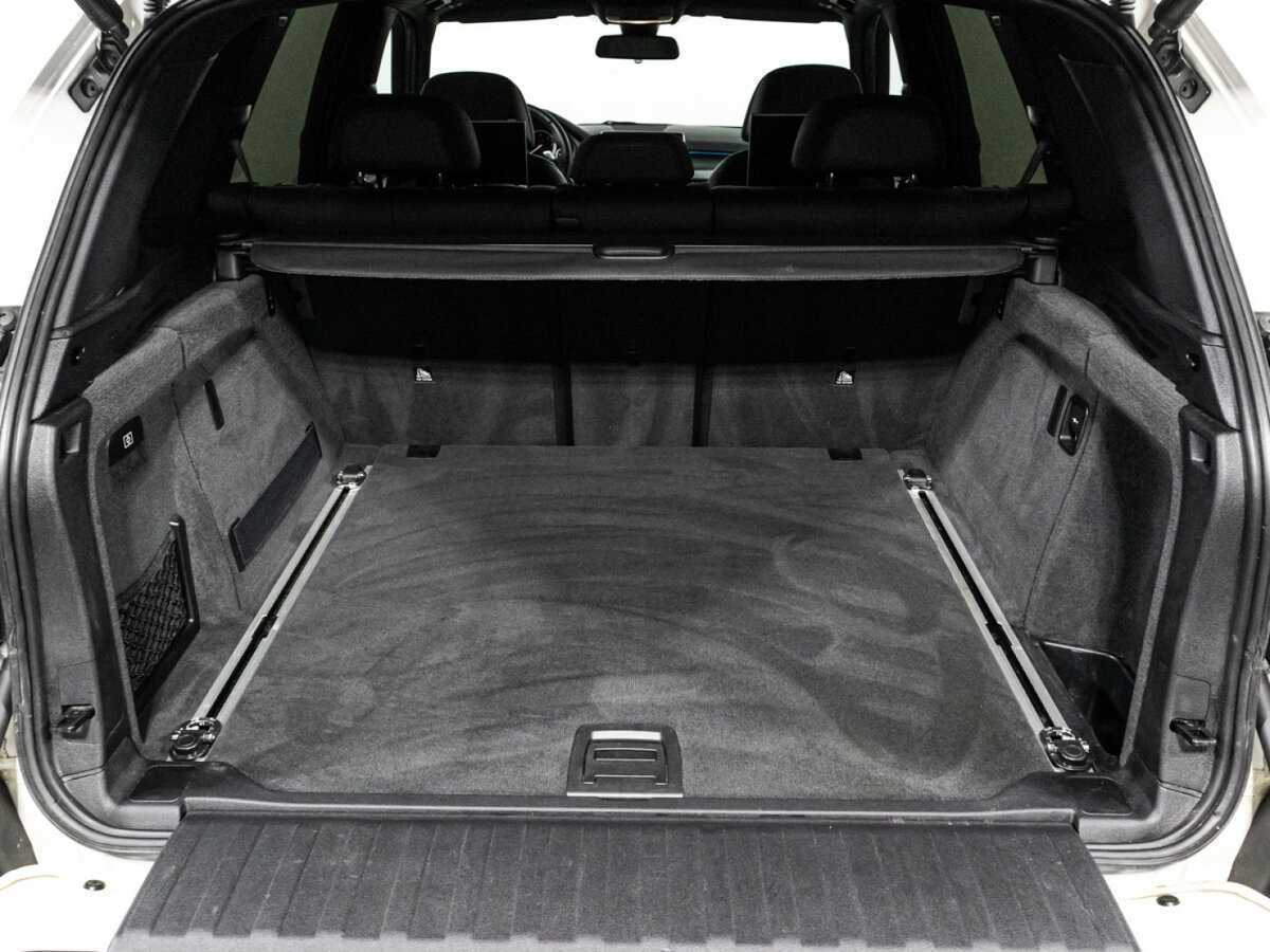 BMW X5 M50d, 2014 Фото №28