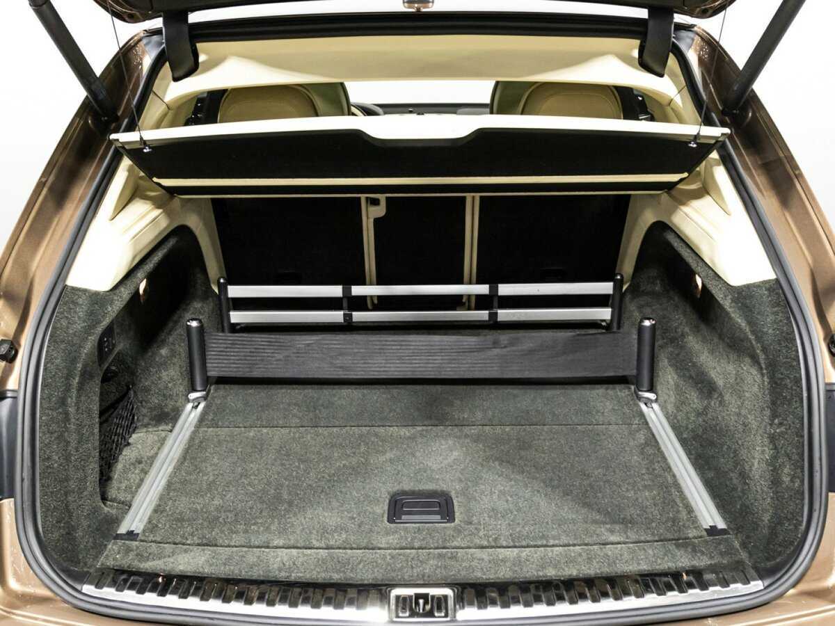 Bentley Bentayga, 2016 Фото №15