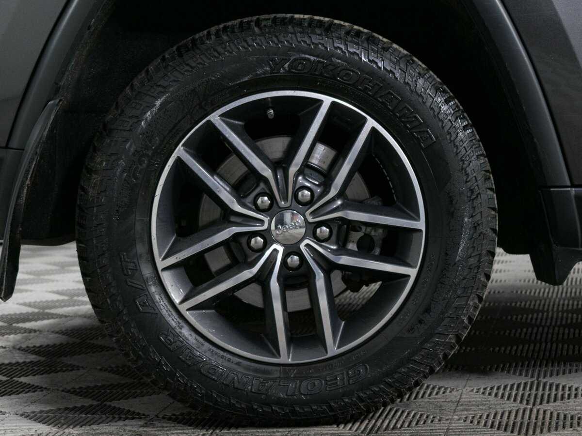 Jeep Grand Cherokee, 2018 Фото №24