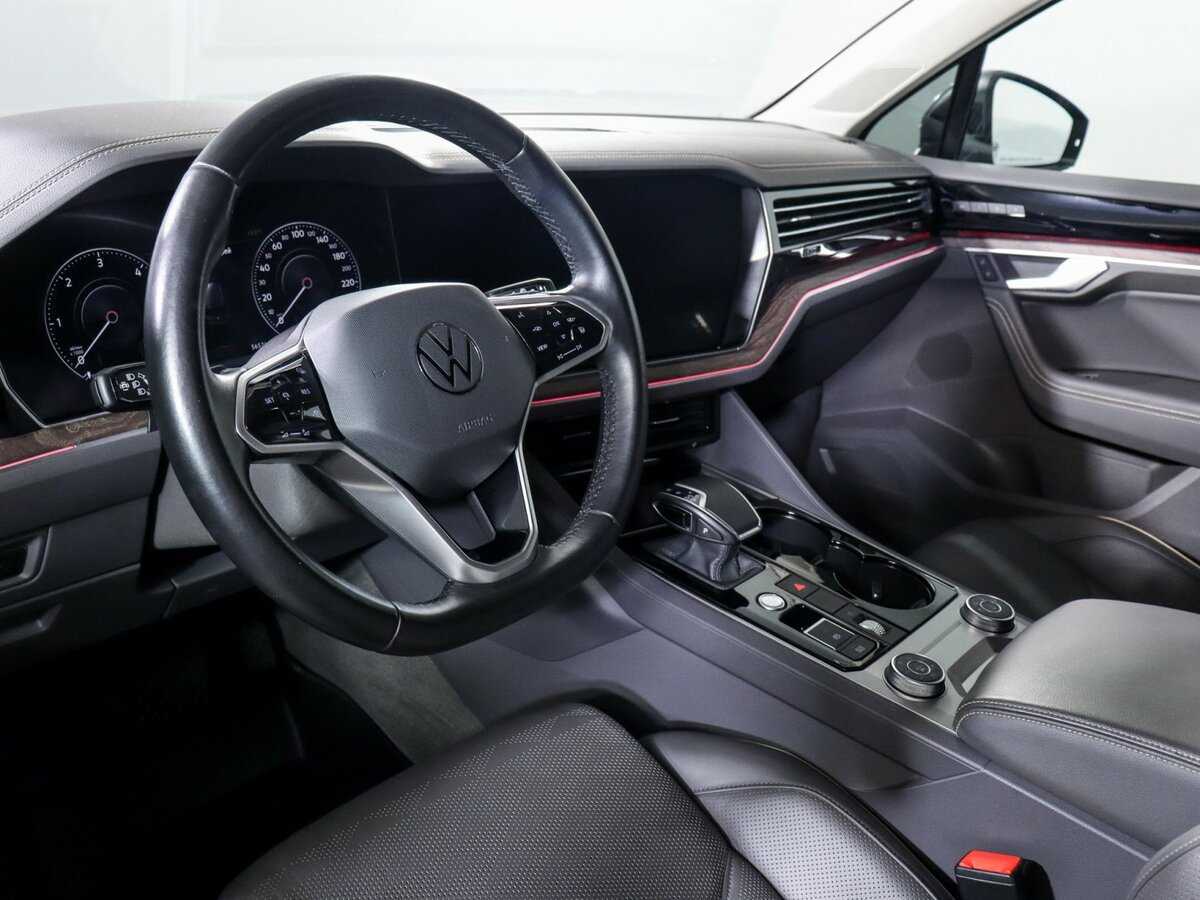 Volkswagen Touareg, 2020 Фото №11