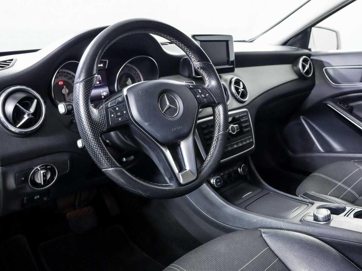 Mercedes-Benz GLA 250, 2015 Фото №13