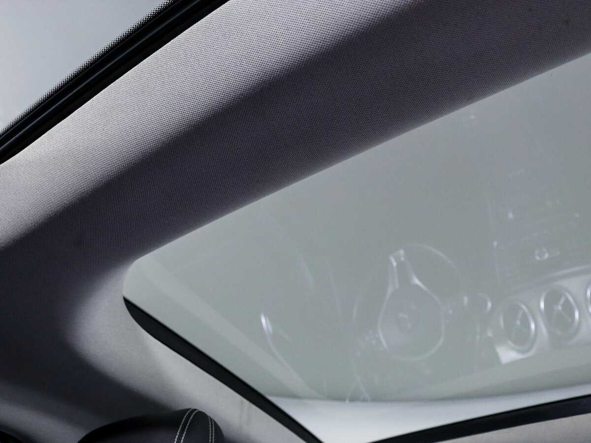 Mercedes-Benz GLA 250, 2015 Фото №18