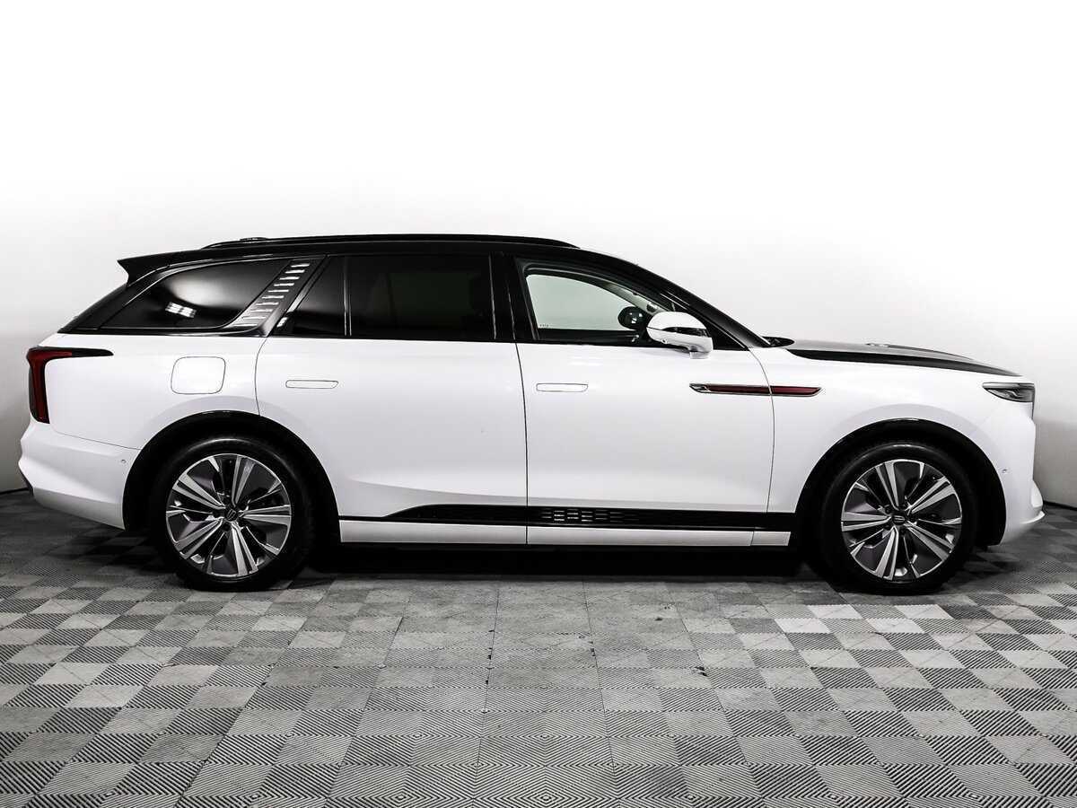 Hongqi E-HS9 99 kWh, 2022 - 40 426 км. | Фото №4