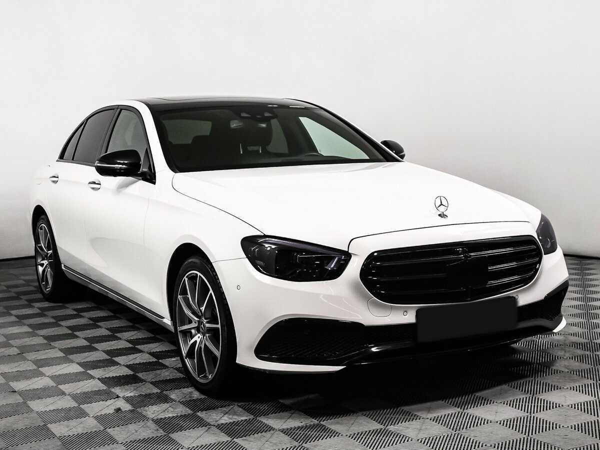 Mercedes-Benz E-Класс 300 e, 2022 - 26 355 км. | Фото №3