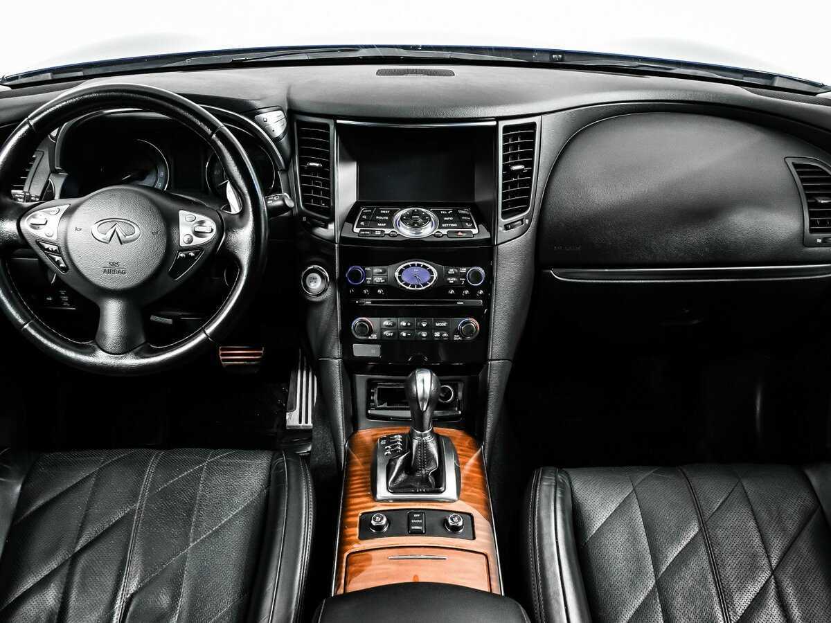 Infiniti QX70, 2017 Фото №11