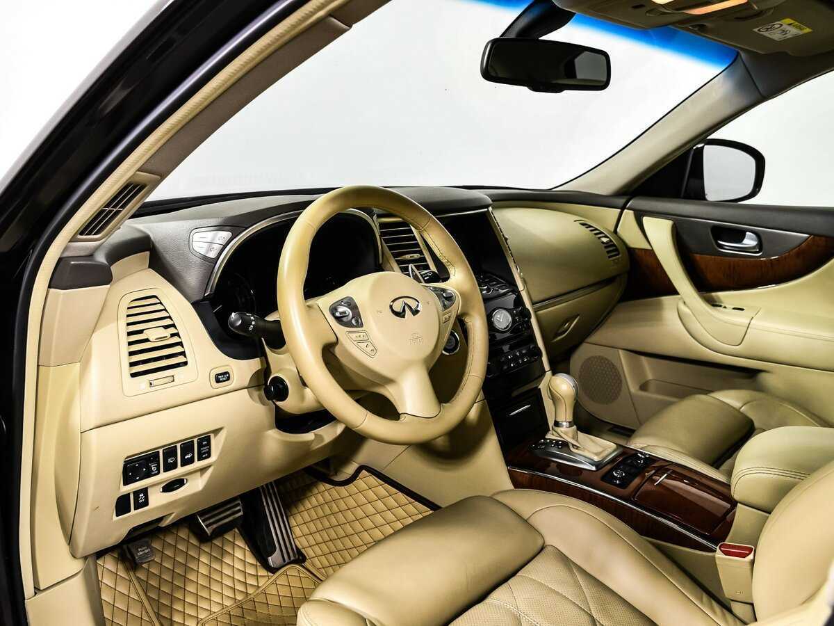 Infiniti QX70, 2015 Фото №12