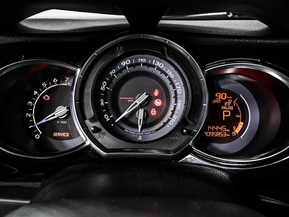 Citroen DS3, 2012 Фото №10