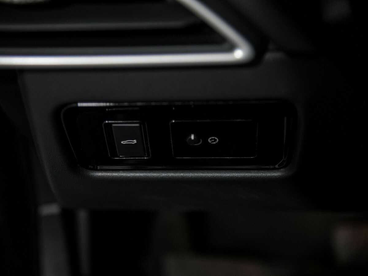 Jaguar XE, 2015 Фото №14