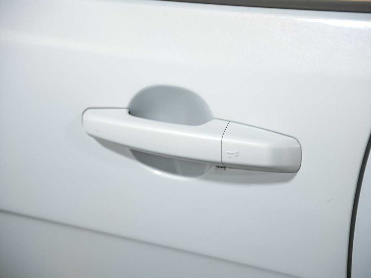 Jaguar XE, 2015 Фото №20