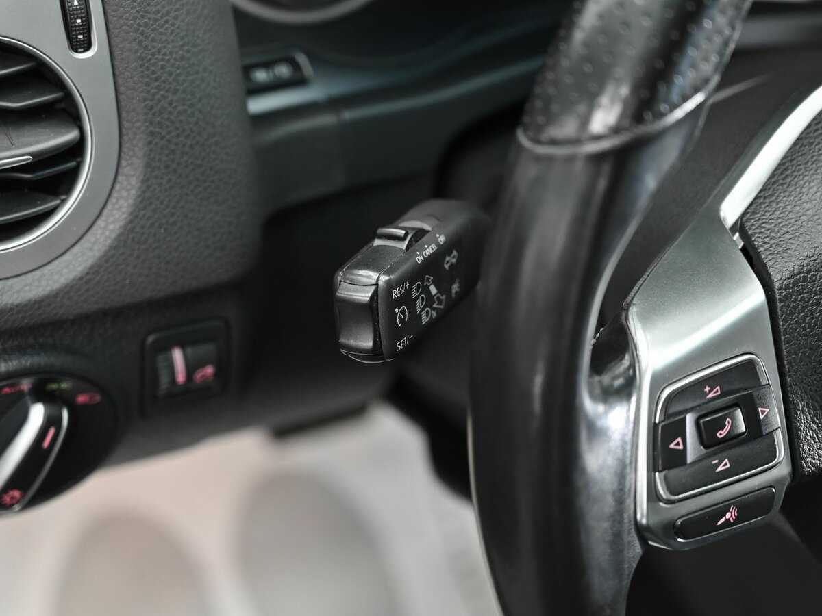 Volkswagen Tiguan, 2016 Фото №10