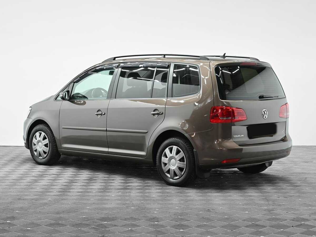 Volkswagen Touran, 2012 - 158 000 км. | Фото №4