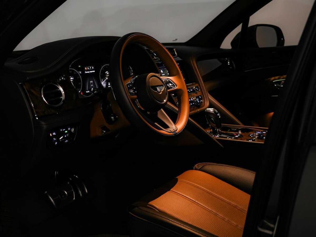 Bentley Bentayga, 2021 Фото №18