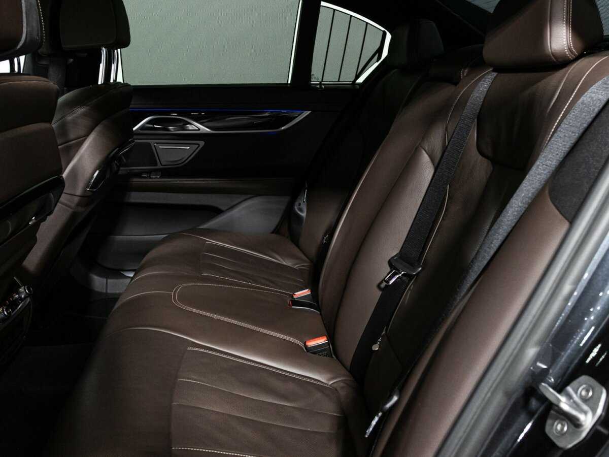 BMW 7 серии 730d xDrive, 2016 Фото №10