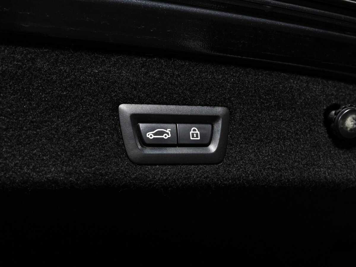 BMW 7 серии 730d xDrive, 2016 Фото №16