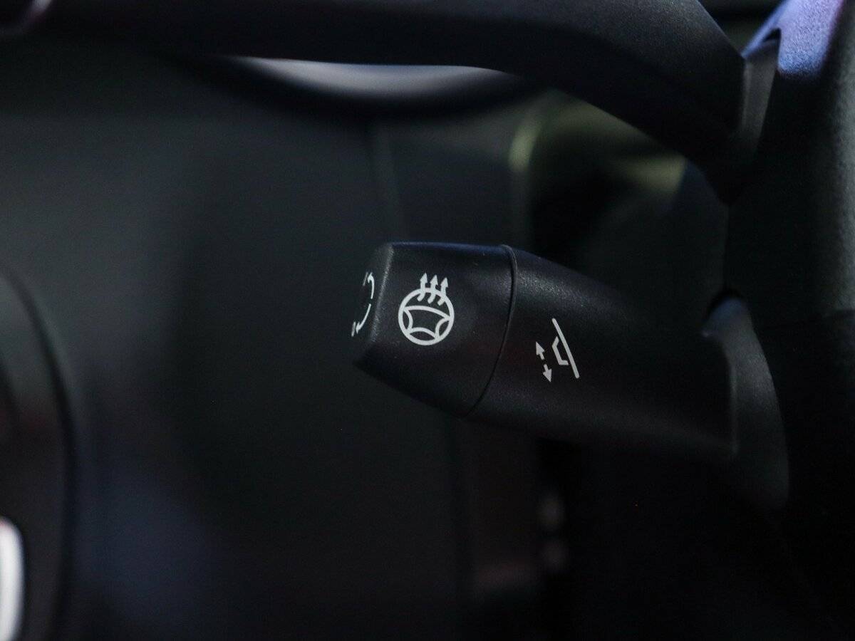 Mercedes-Benz GLC Coupe 300, 2021 Фото №24