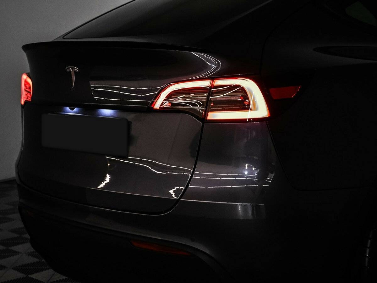 Tesla Model Y Long Range, 2021 Фото №19