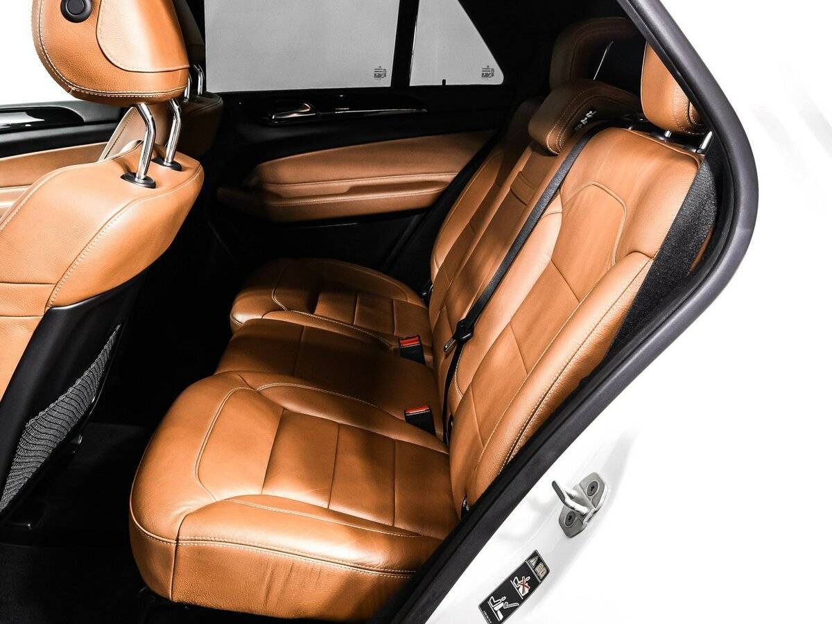 Mercedes-Benz GLE 300, 2015 Фото №13