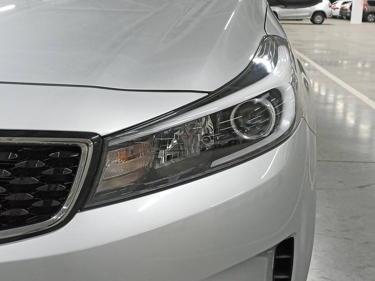 Kia Cerato, 2018 Фото №17