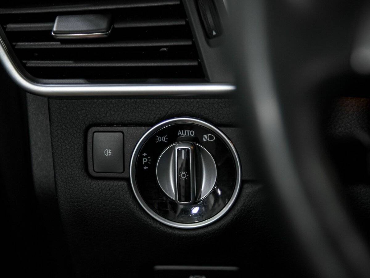 Mercedes-Benz GL-Класс 350 CDI BlueTEC, 2015 Фото №15