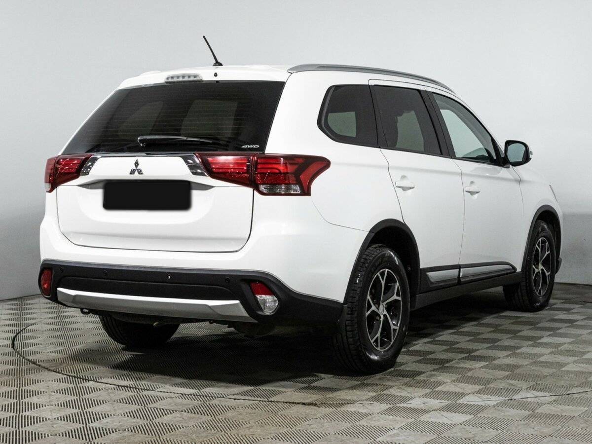 Mitsubishi Outlander, 2016 - 179 472 км. | Фото №5