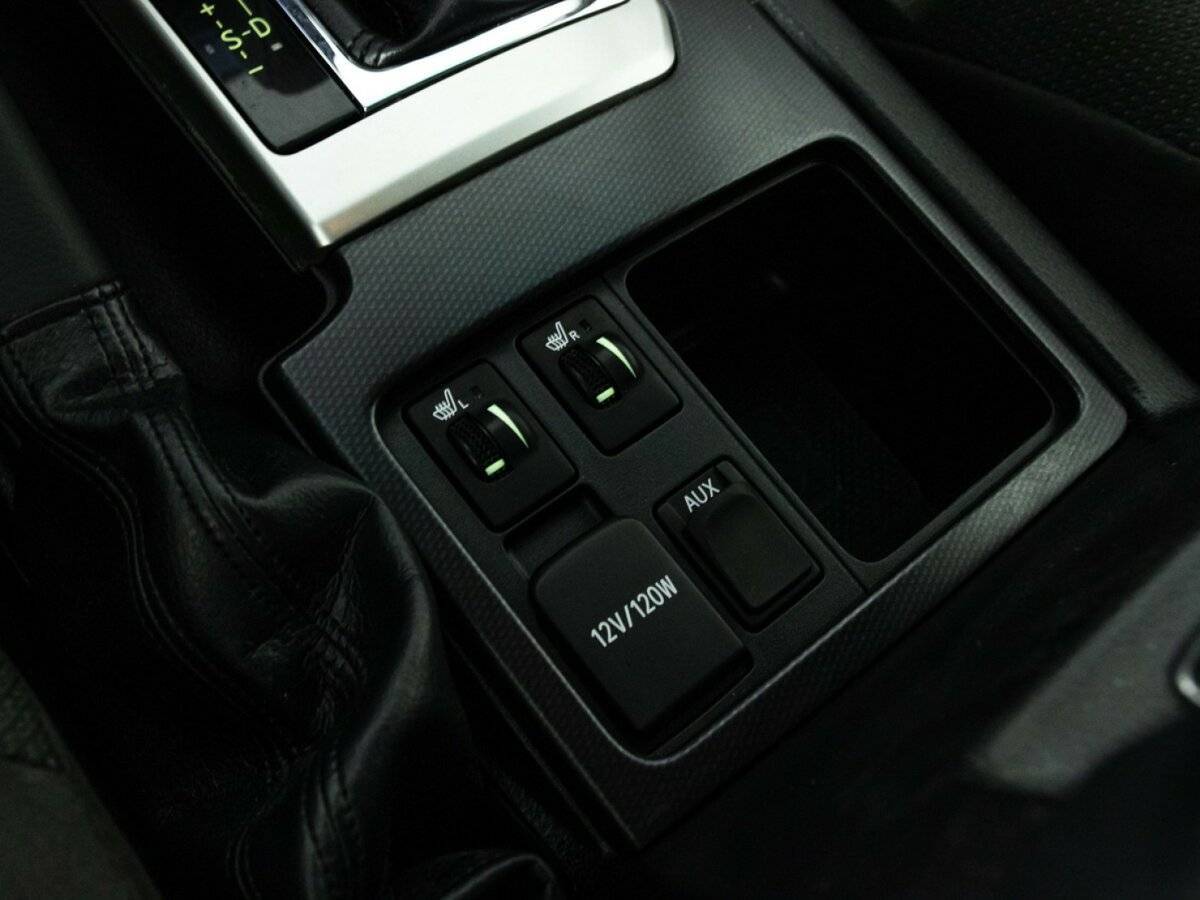 Toyota Land Cruiser Prado, 2011 Фото №22