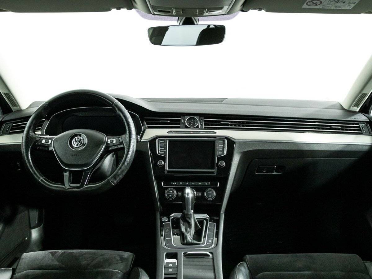 Volkswagen Passat, 2016 Фото №13