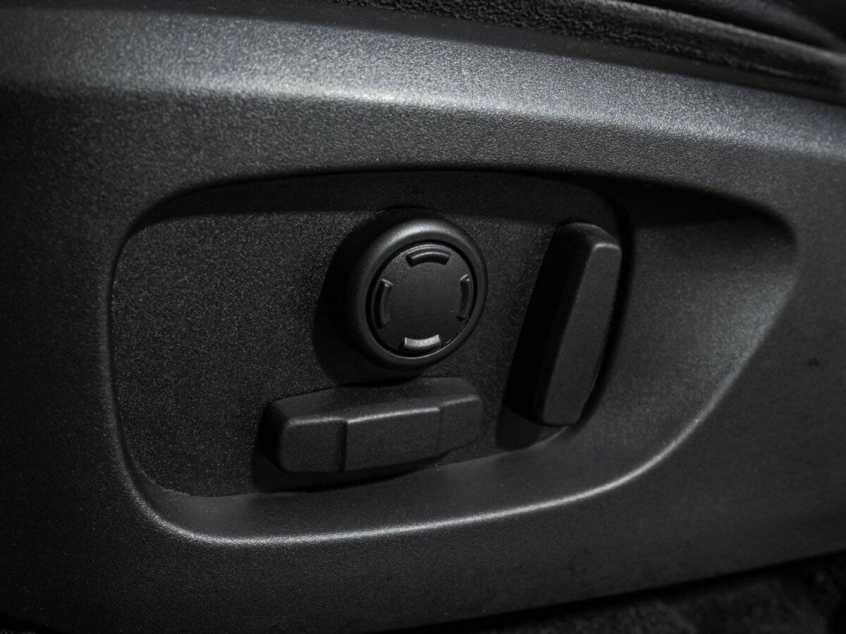 Land Rover Discovery Sport, 2017 Фото №17