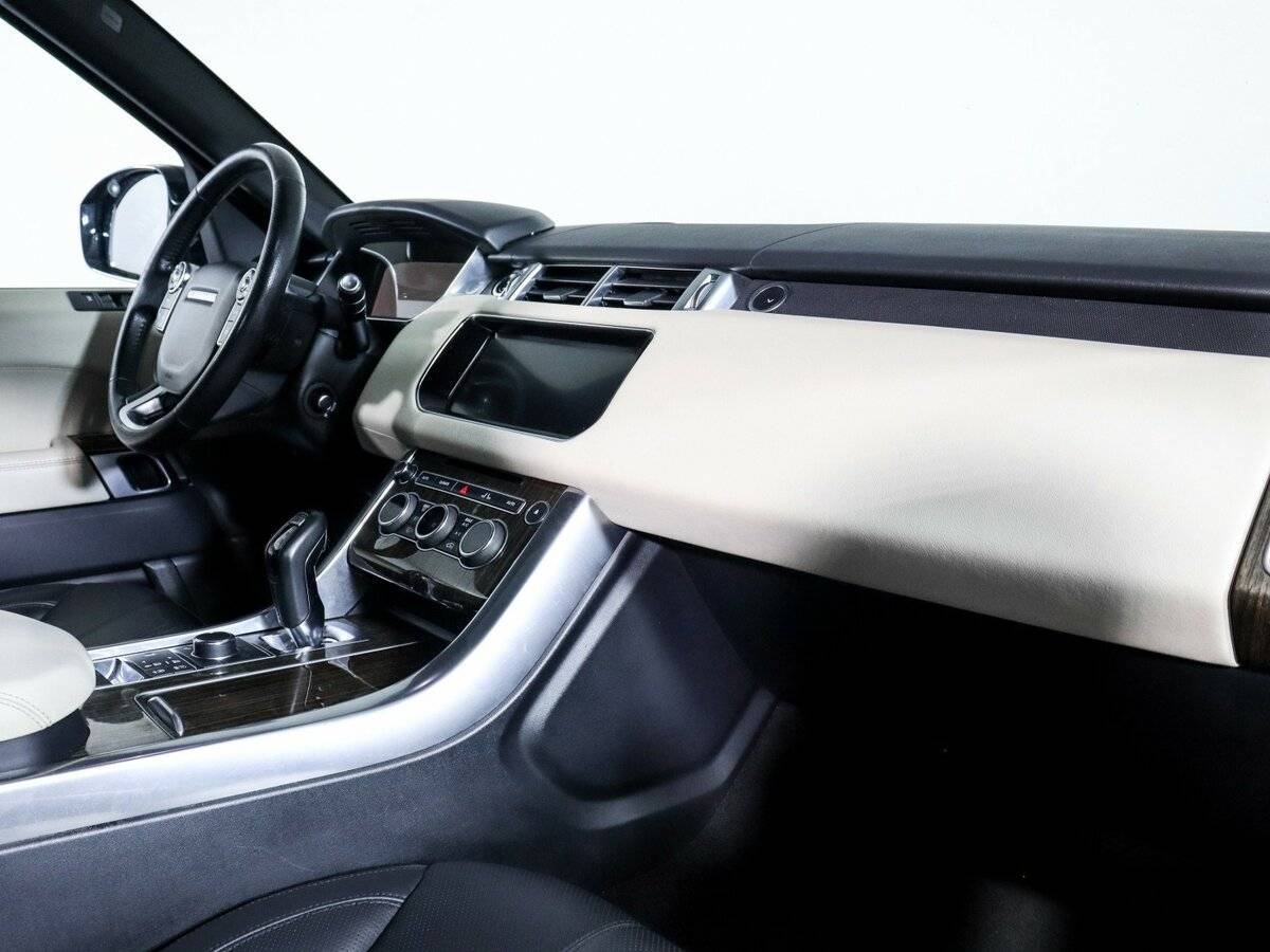 Land Rover Range Rover Sport, 2017 - 160 095 км. | Фото №6
